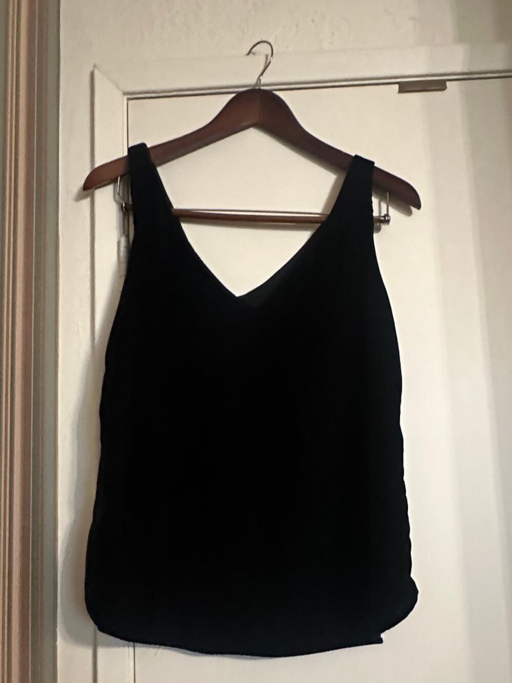 LOFT velour v neck tank top, size medium